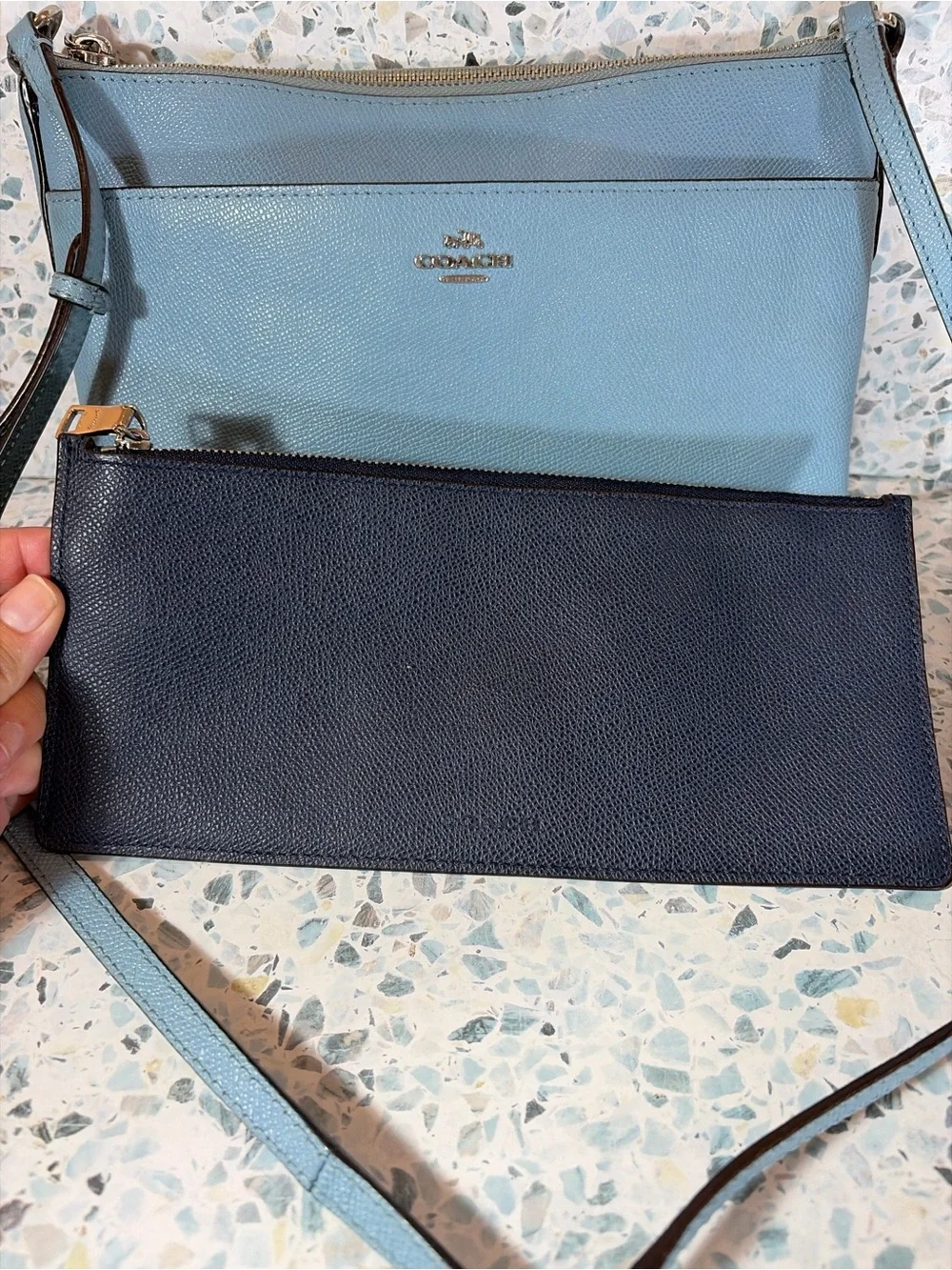 Coach East West Crossbody Bag Blue Leather Zip Pouch Set - Picture 3 of 7